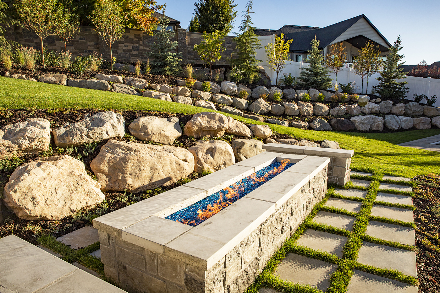 Landscaping With Big Rocks: How To Design Your Yard With Rock - Big Rock Landscaping