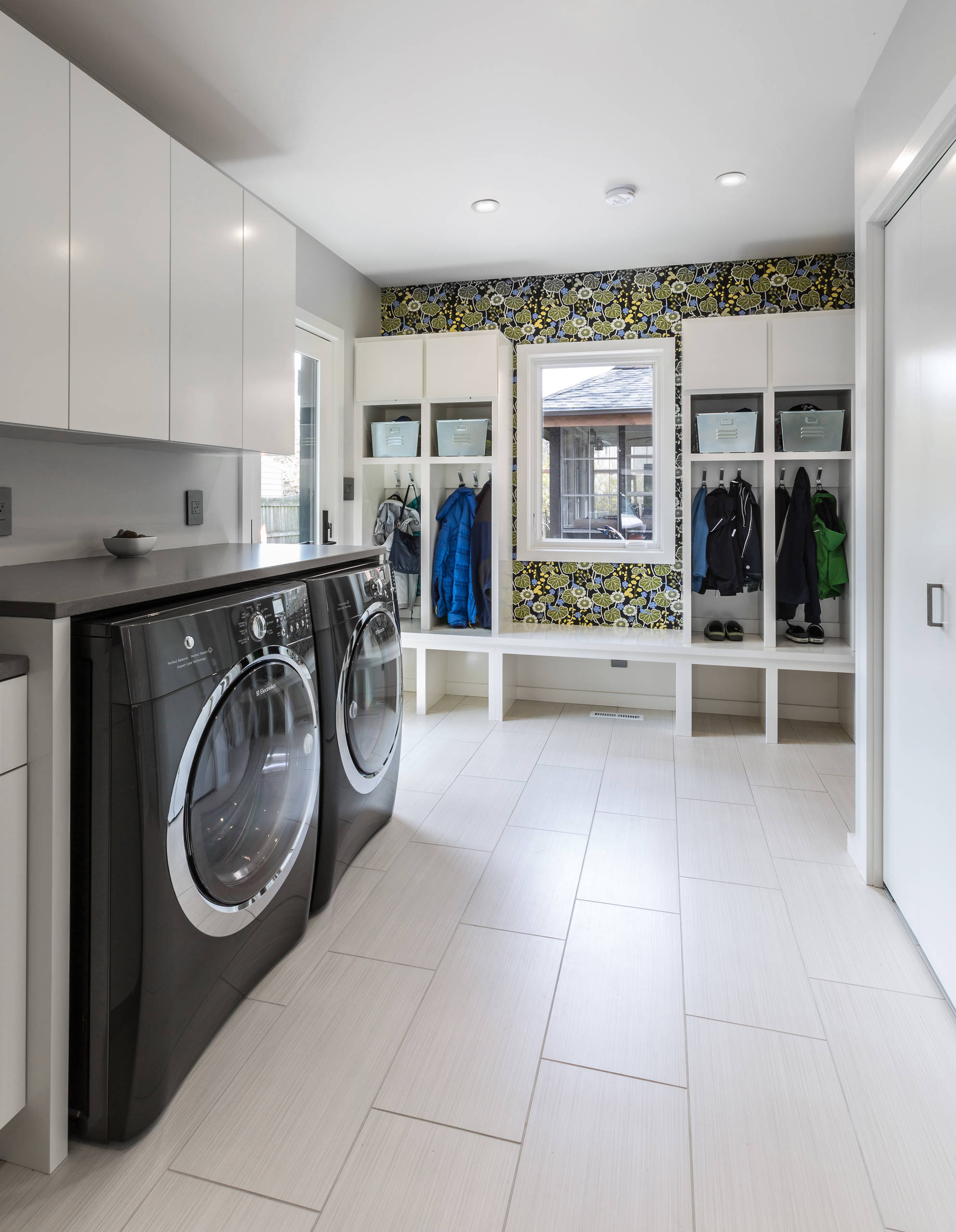 Laundry Mudroom - Photos & Ideas | Houzz