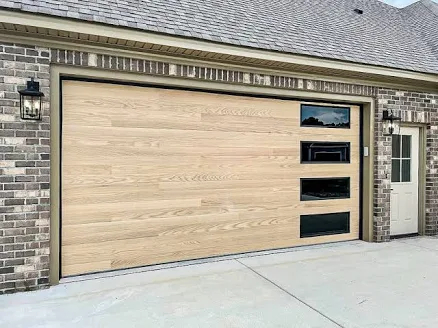 Cleo - Horizontal Grooves and Texture...