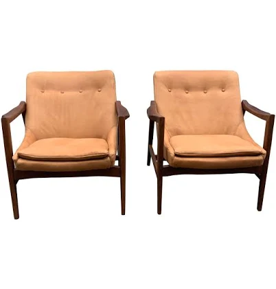 The Canary MCM Light Tan Leather Loun...