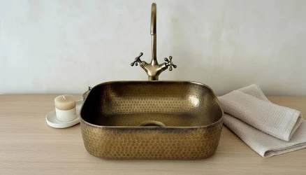 Rectangular Hammered Brass Vessel Sin...
