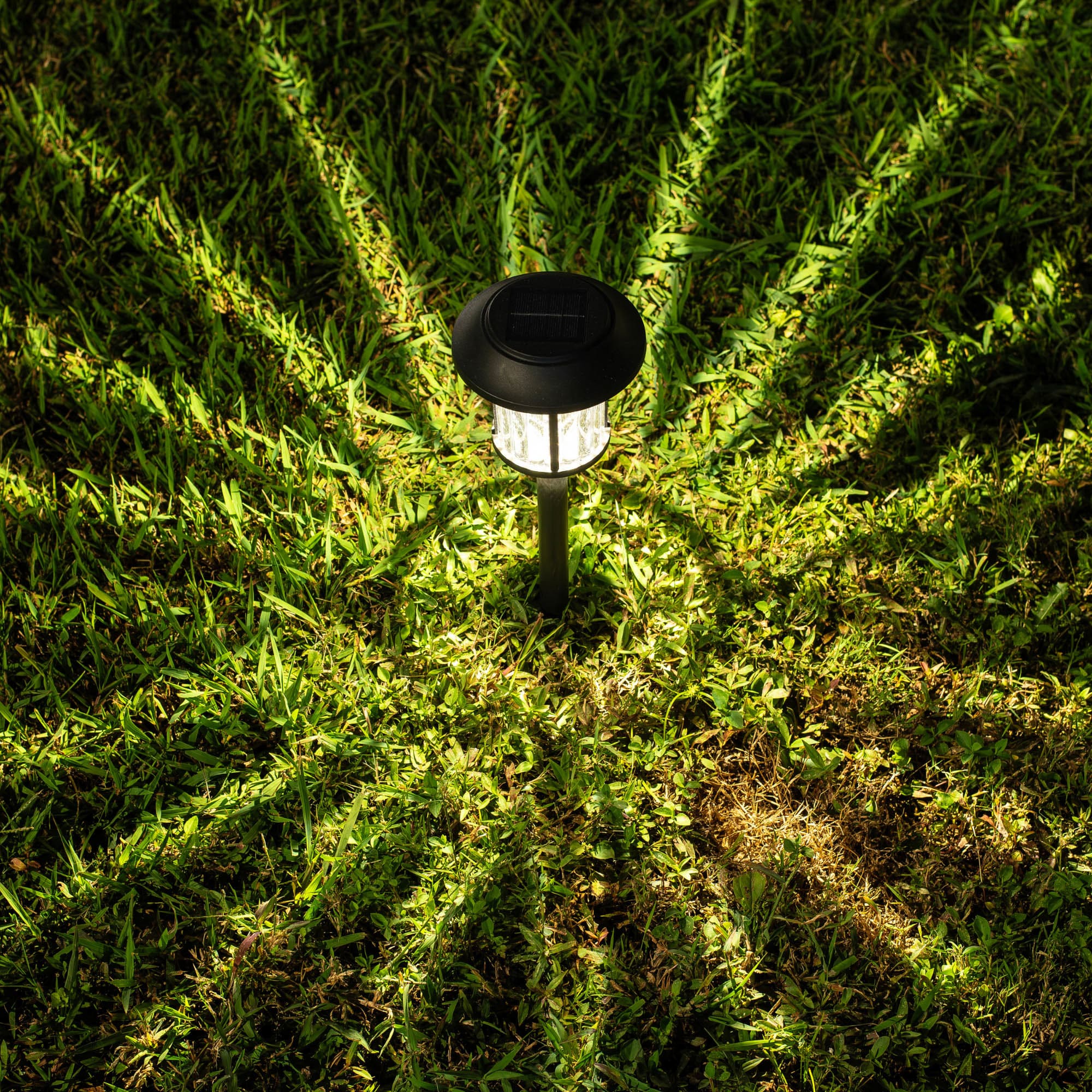 Solar Outdoor Lights - Brighten Your Yard | Lowe's