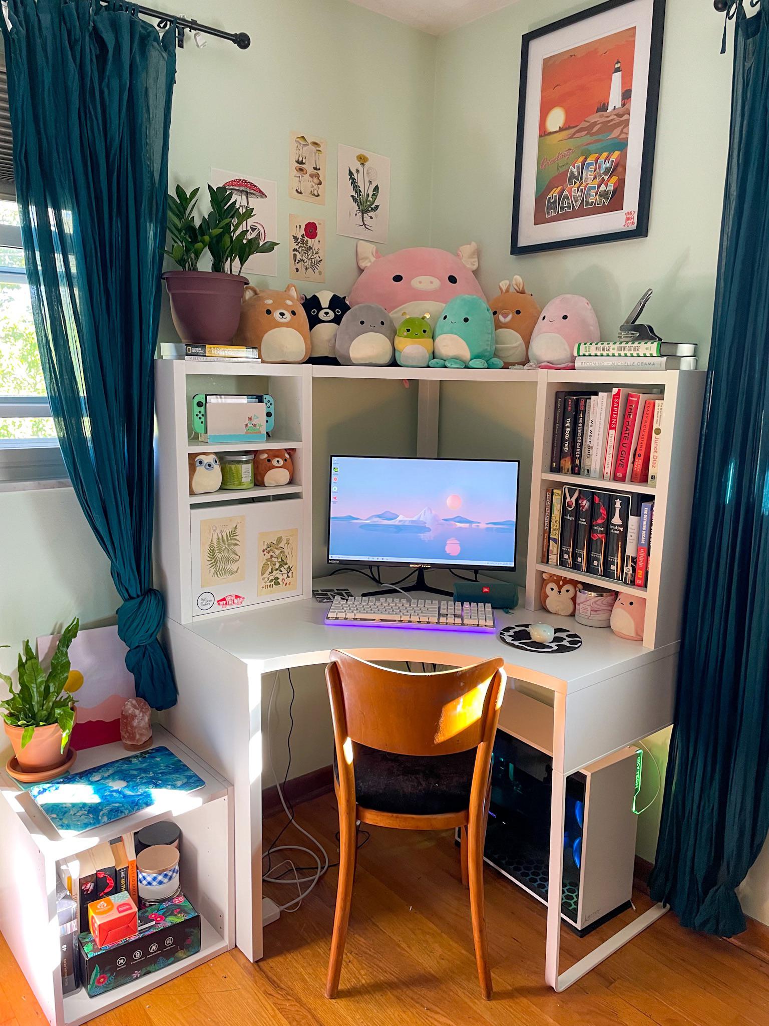 still ISO a proper chair, but i'm loving my little corner desk nook : r/ desksetup
