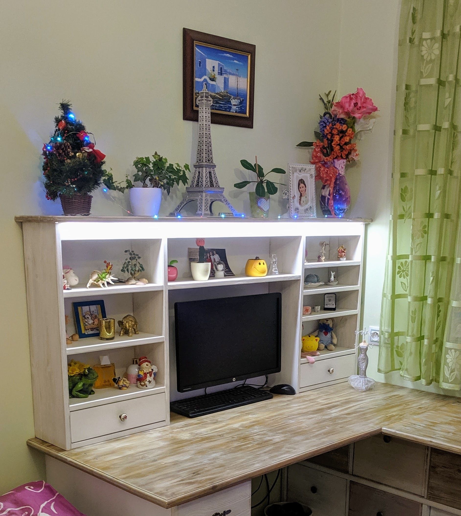 White 'Vintage' Corner Desk : 8 Steps (with Pictures) - Instructables