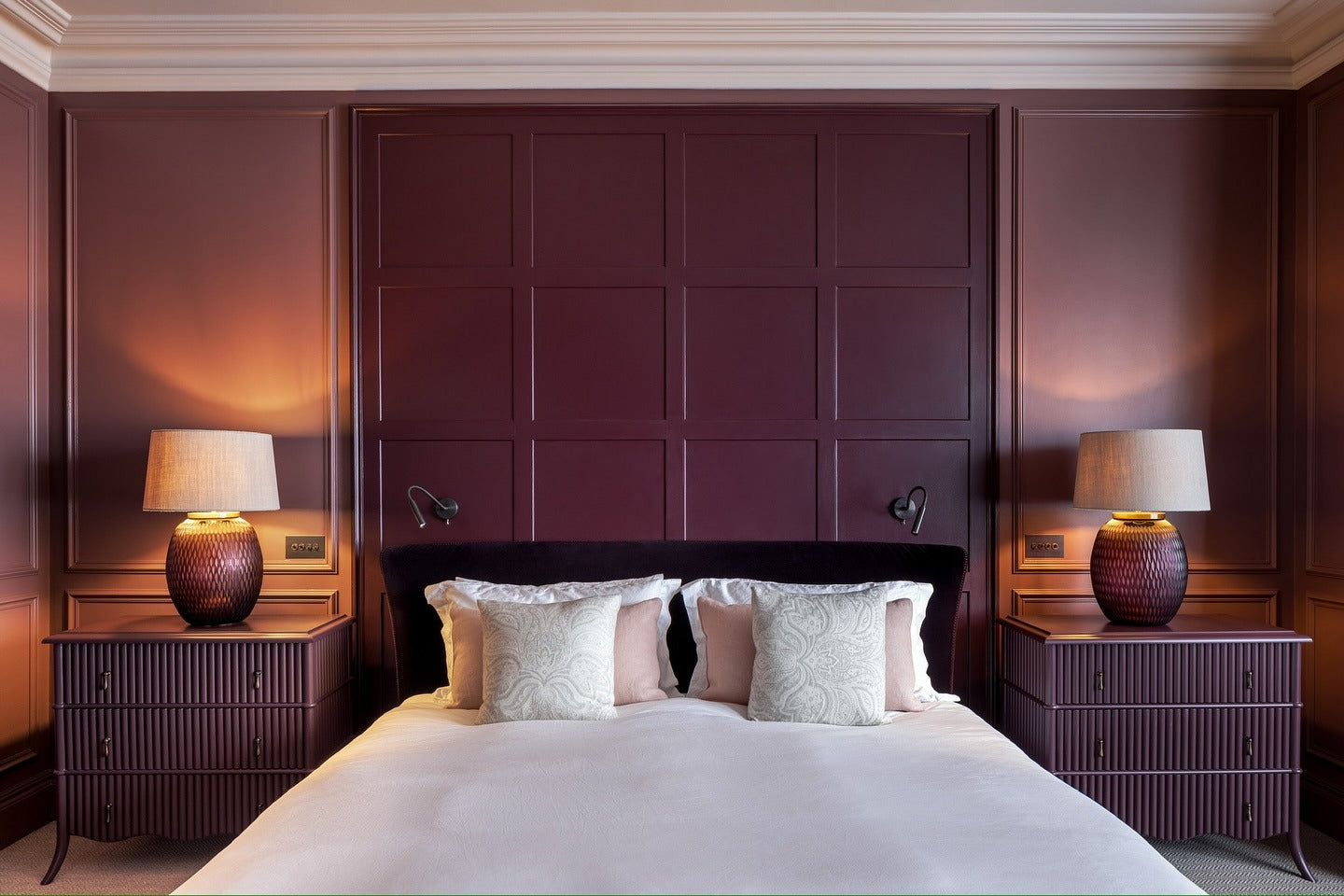 15 Burgundy Bedroom Ideas for a Rich & Stylish Look – CreativeBooster