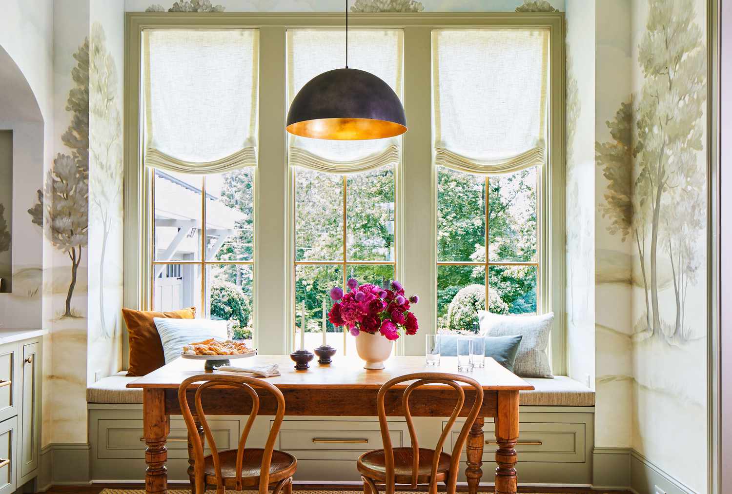 19 Window Seat Ideas For Comfort With A View