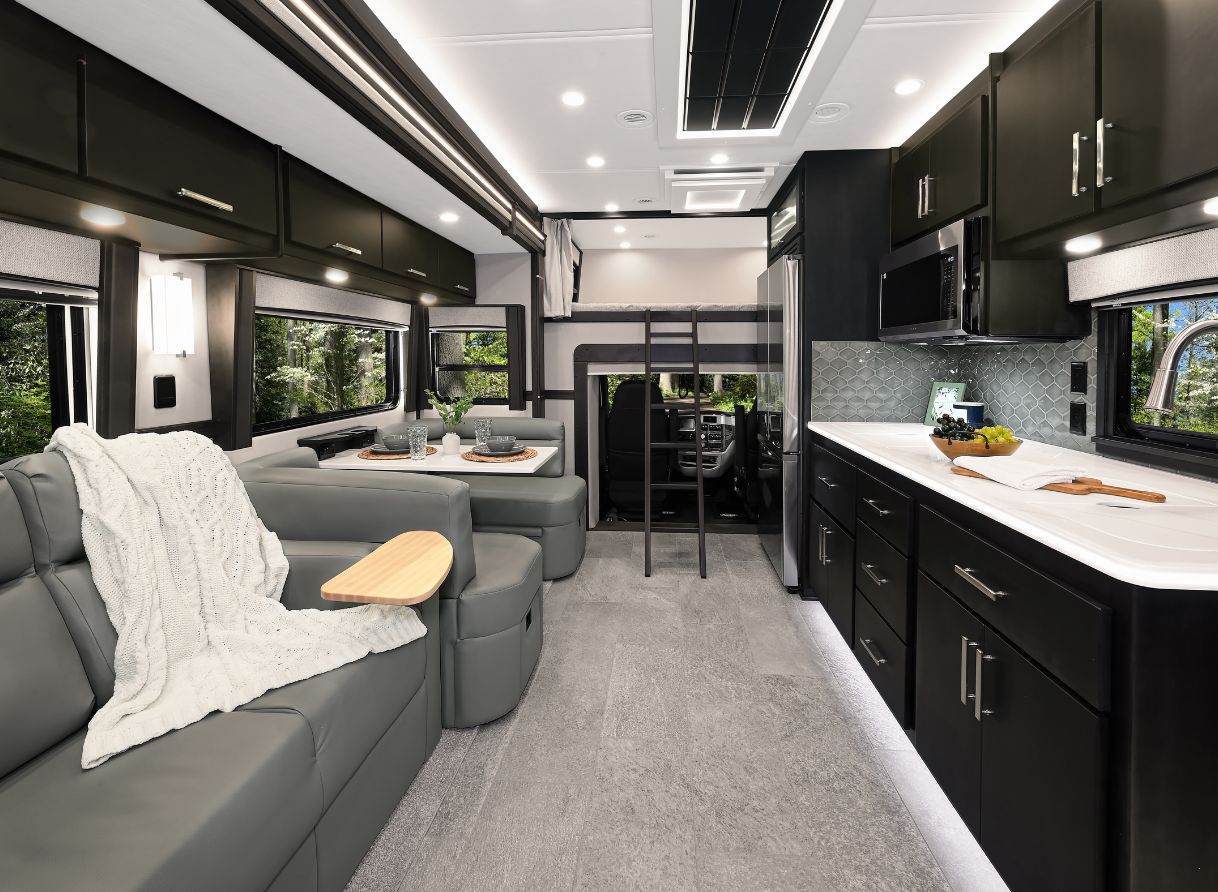2026 Renegade RV Classic | Super C Motorhome