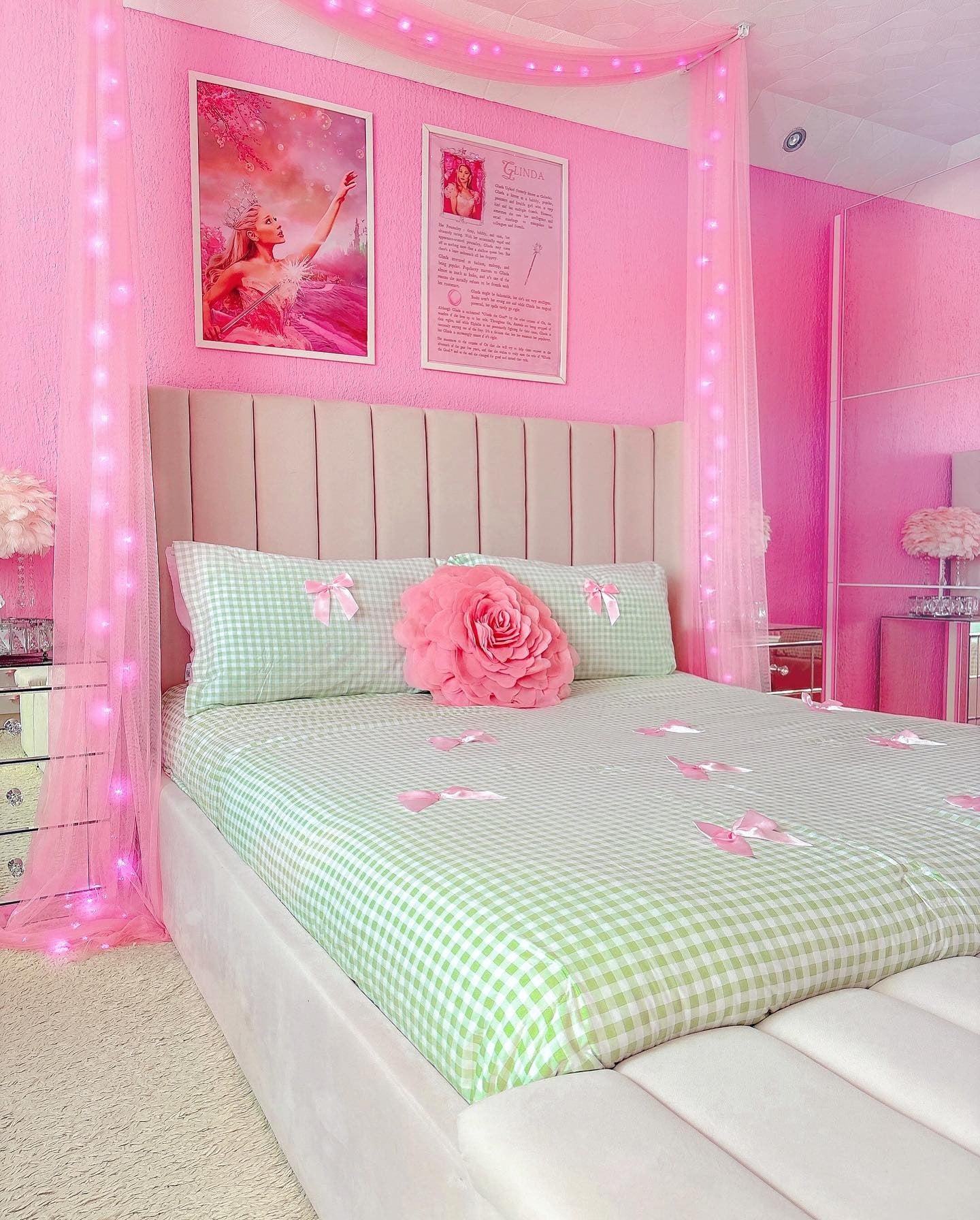 22 Magical Fairy Lights Bedroom Ideas That Feel Like a Dream - Mockup Hunt