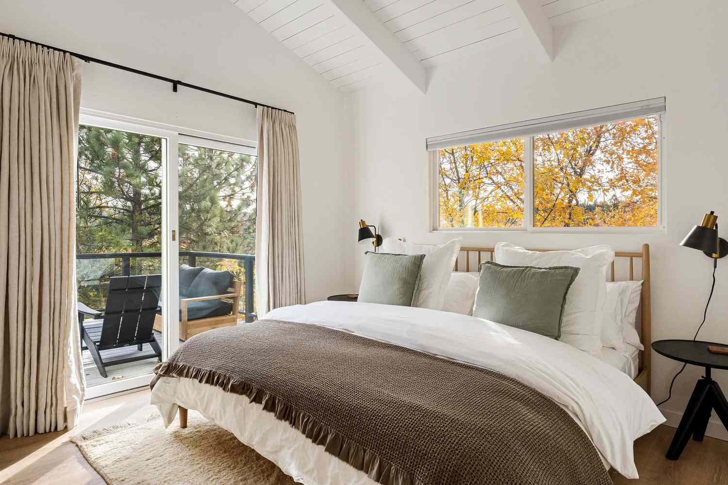 23 Sliding Glass Door Treatment and Covering Ideas
