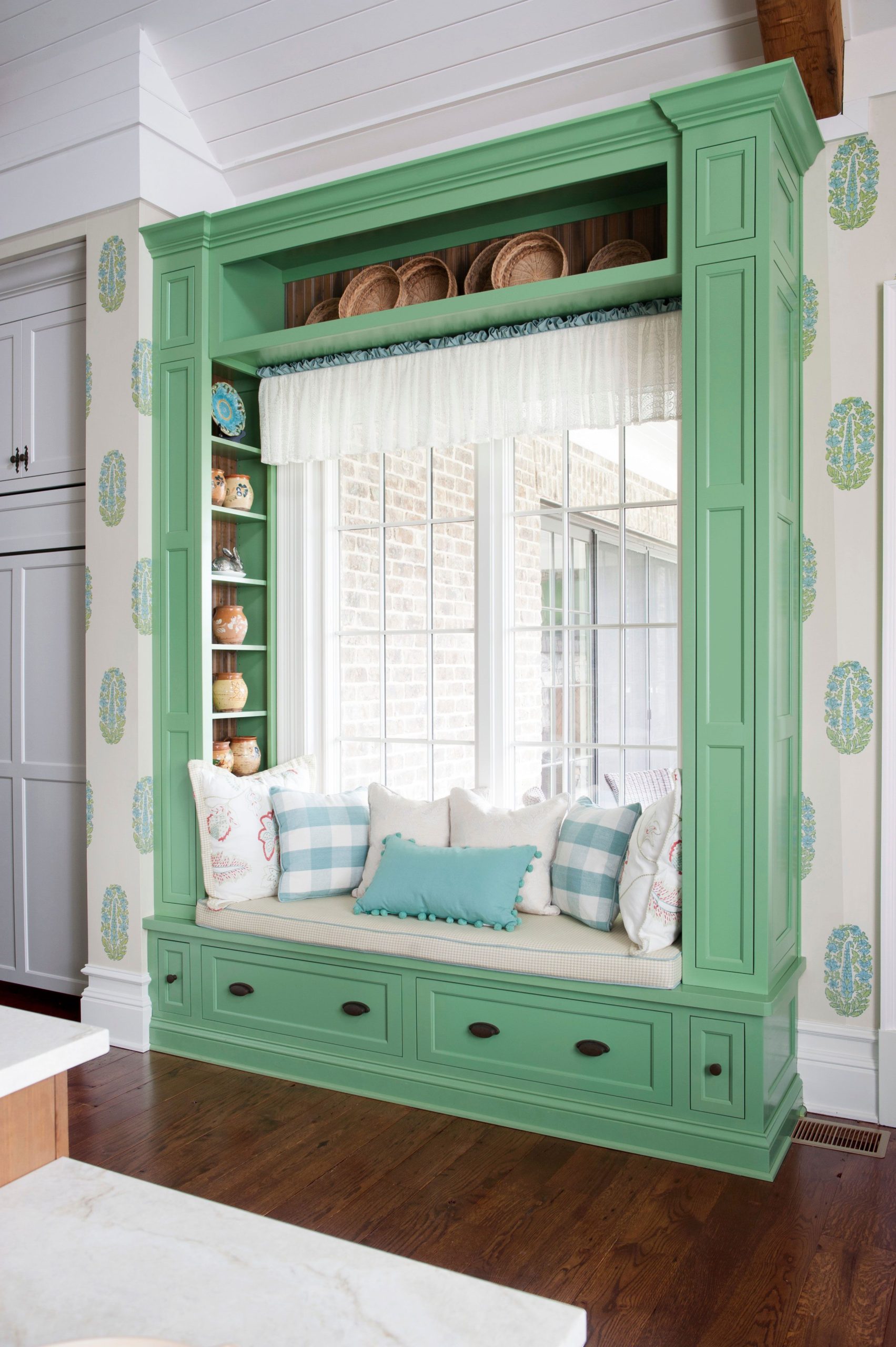 25 Window Seat Ideas for a Peaceful Place to Relax