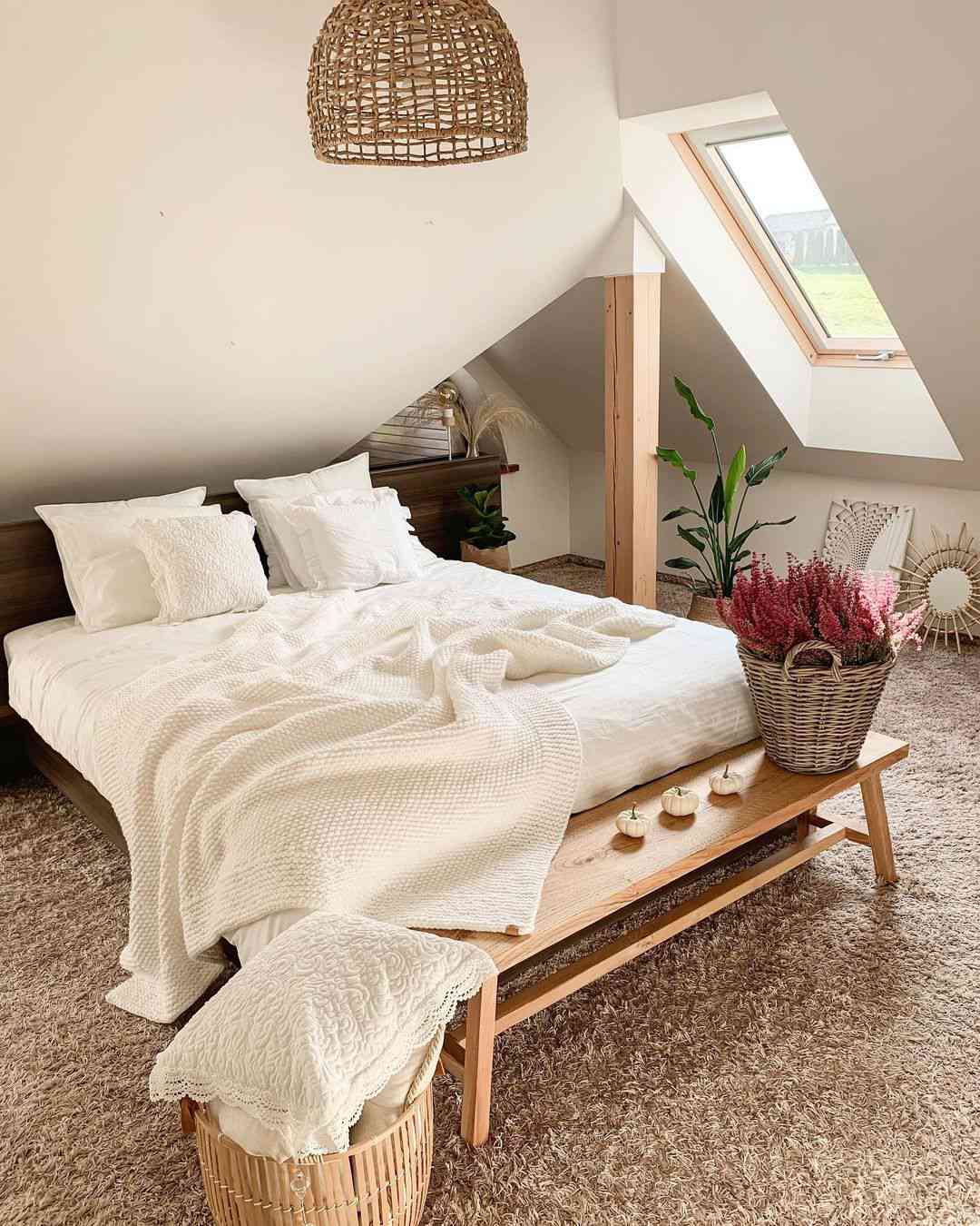 28 Stylish Low Sloped Ceiling Bedroom Ideas to Recreate