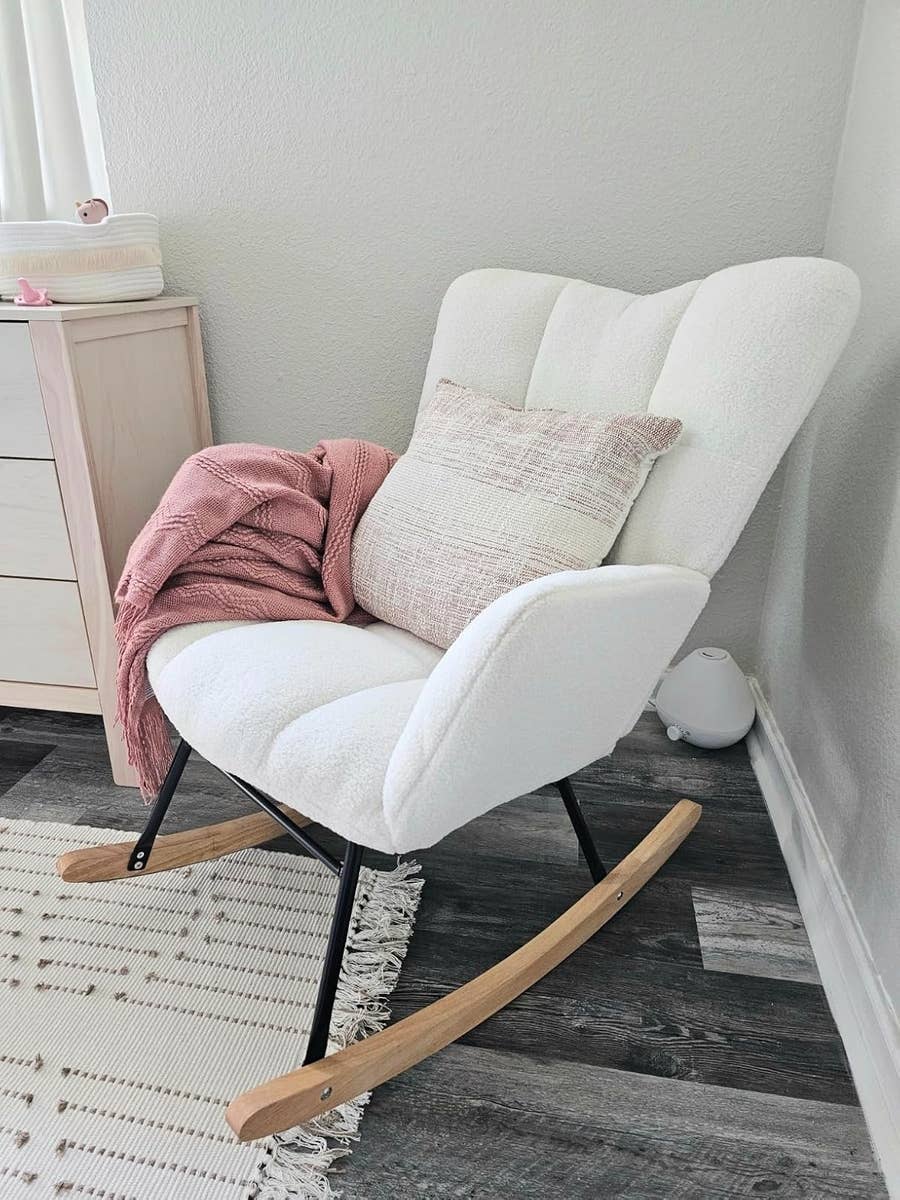 31 Best Nursery Glider Chairs Of 2026