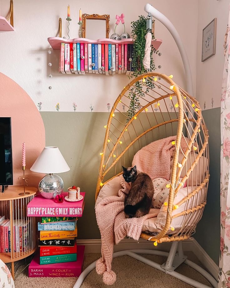 38 COZY READING NOOK IDEAS THAT ARE A LITERAL DREAM - Stylin by Sarita