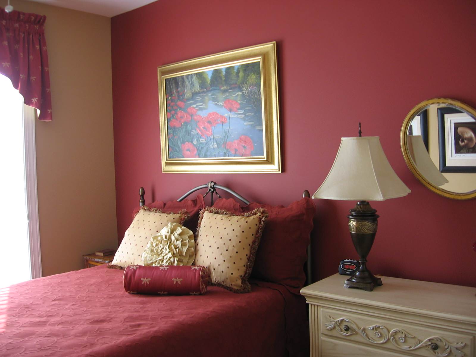 75 Bedroom with Red Walls Ideas You'll Love - April, 2026 | Houzz