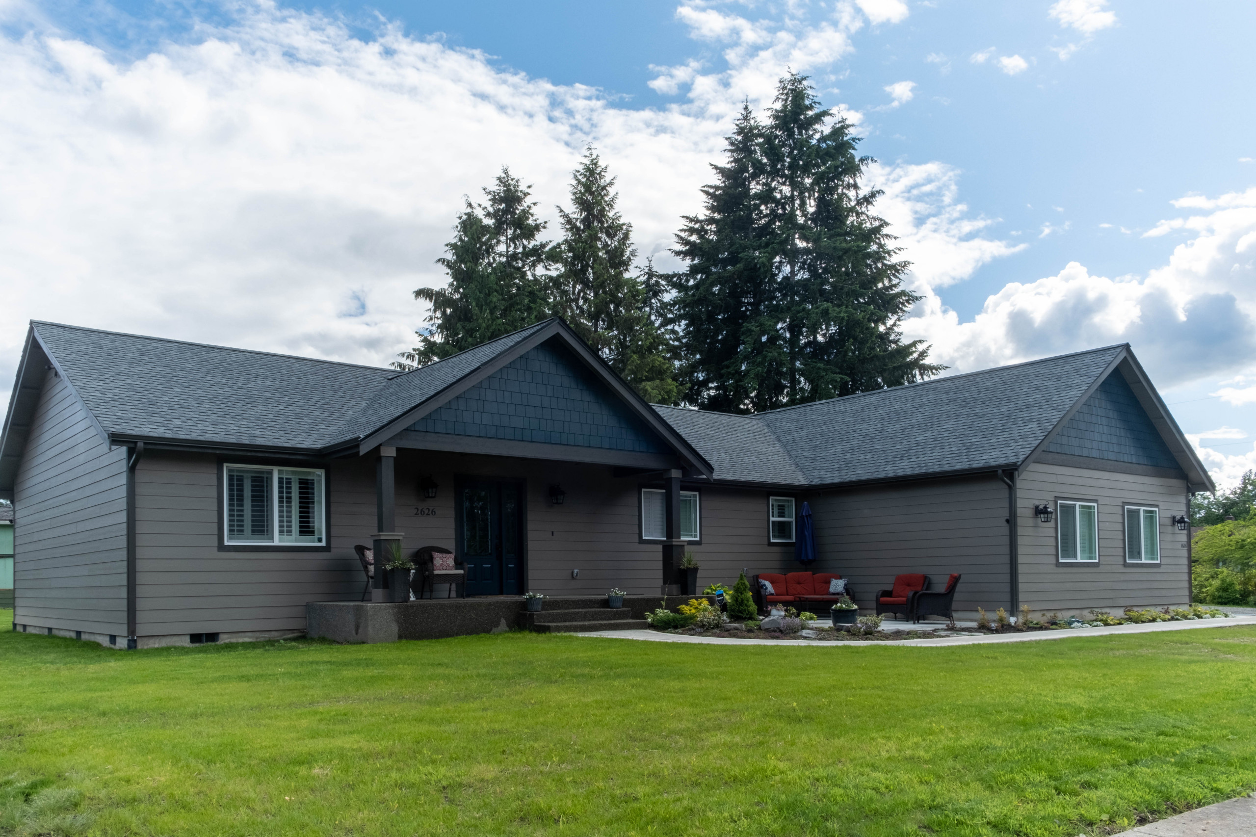 75 Gray Exterior Home Ideas You'll Love - May, 2026 | Houzz