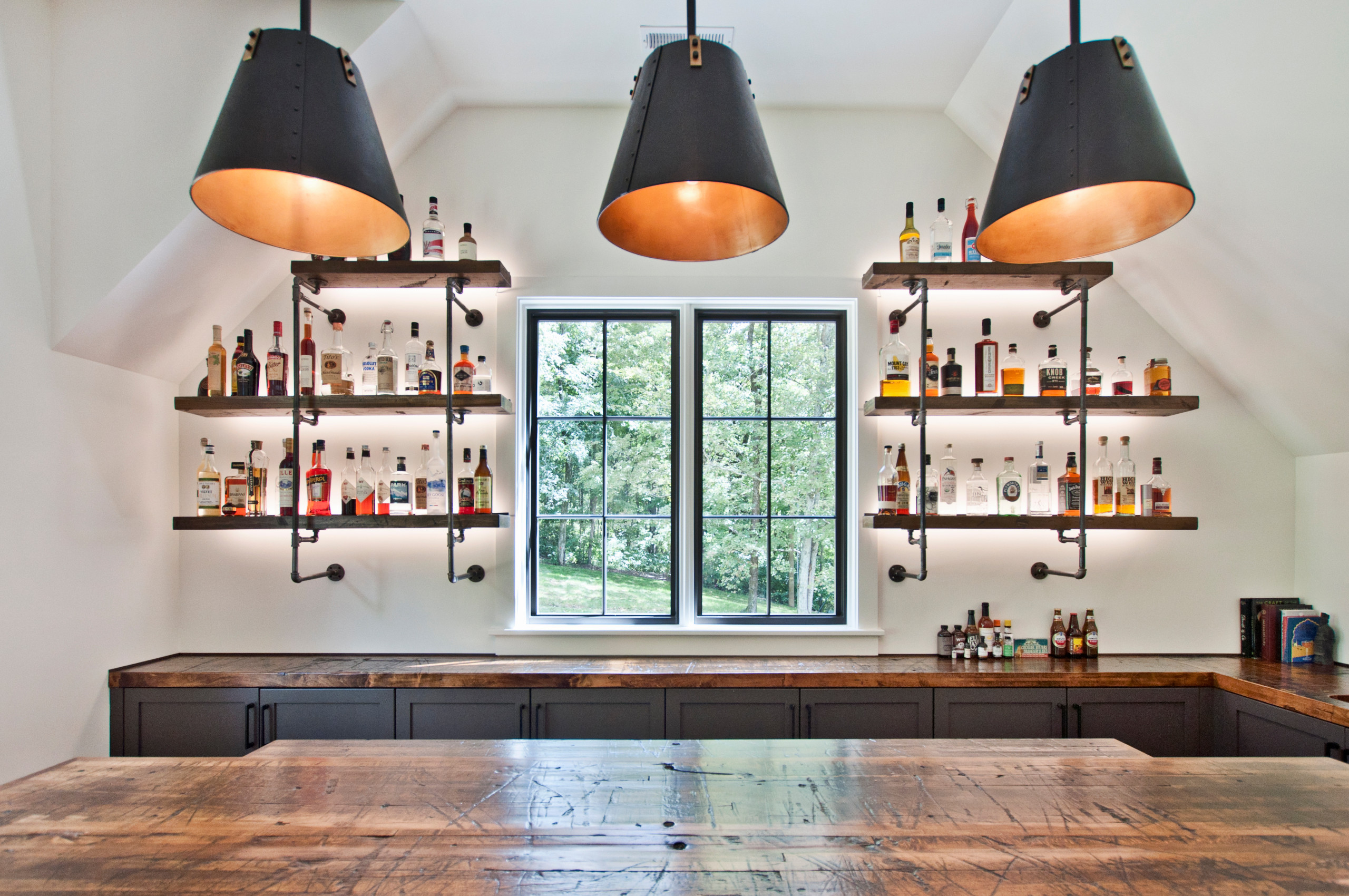 75 Industrial Home Bar Ideas You'll Love - April, 2026 | Houzz