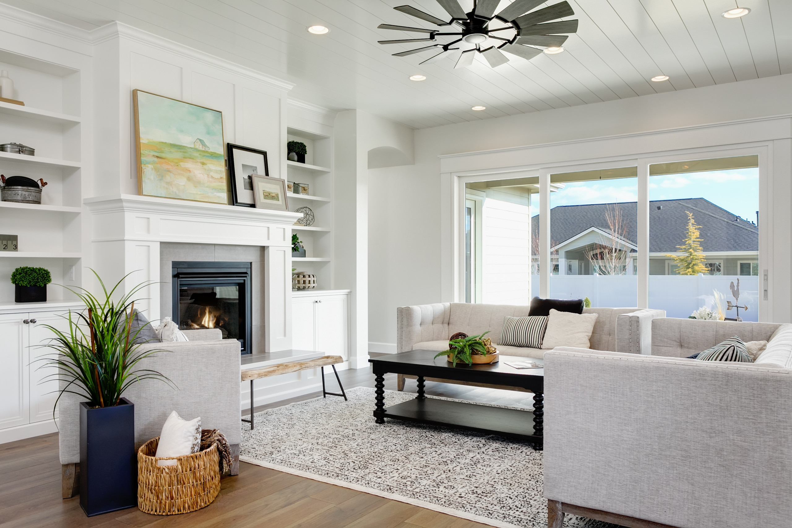 75 White Living Room Ideas You'll Love - May, 2026 | Houzz