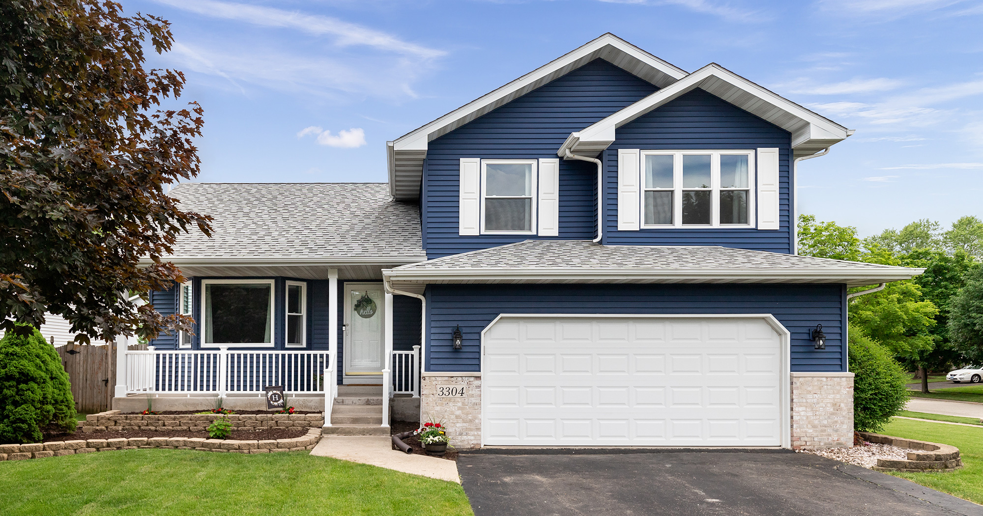 9 Stunning Blue Shades to Paint the Exterior of Your Home