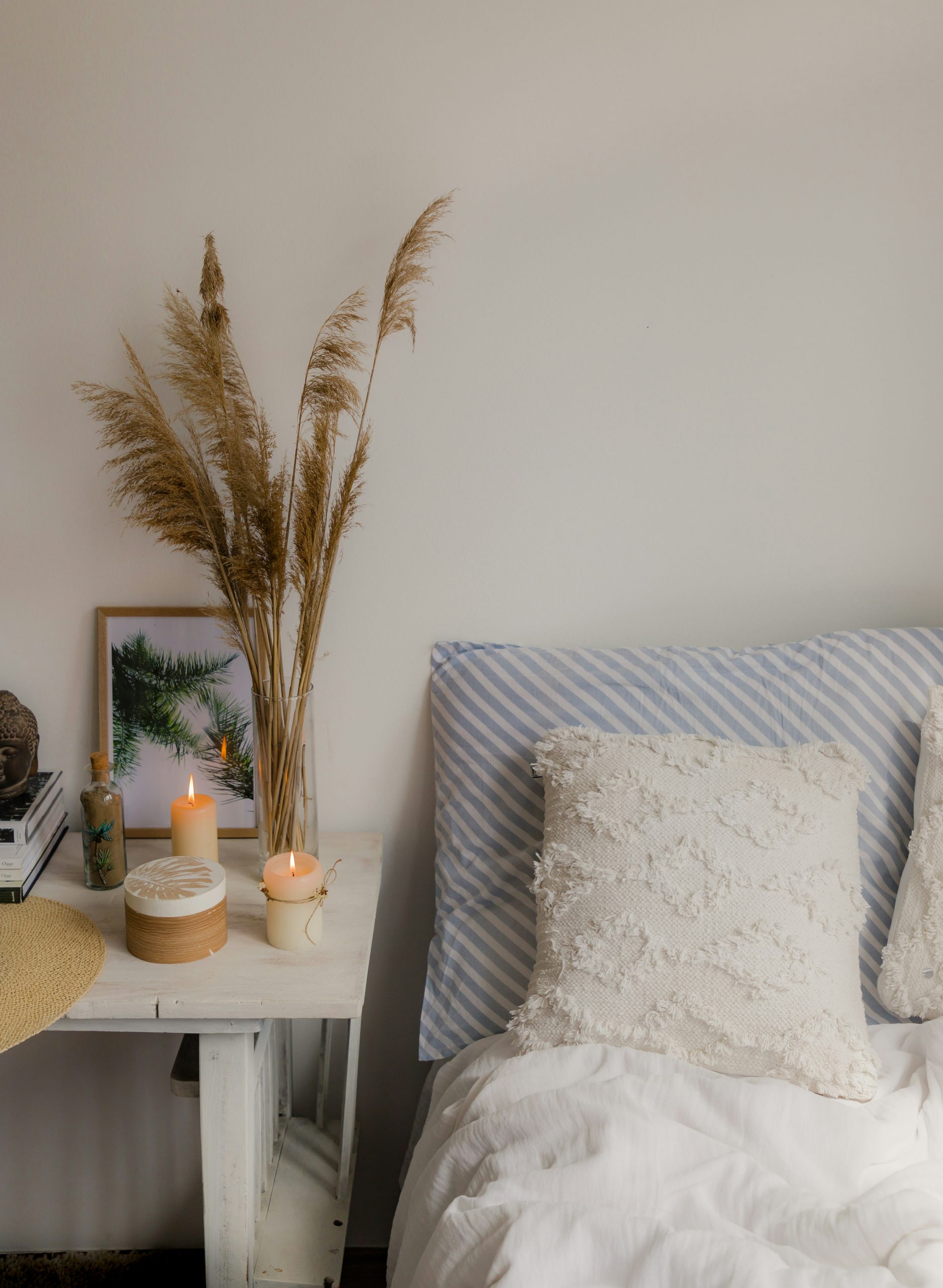 A summer-ish, boho-style, cozy bedroom || 📸 Photo by: Jovan Vasiljević