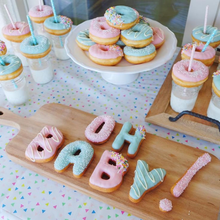Beautiful Baby Shower Dessert Tables To Recreate