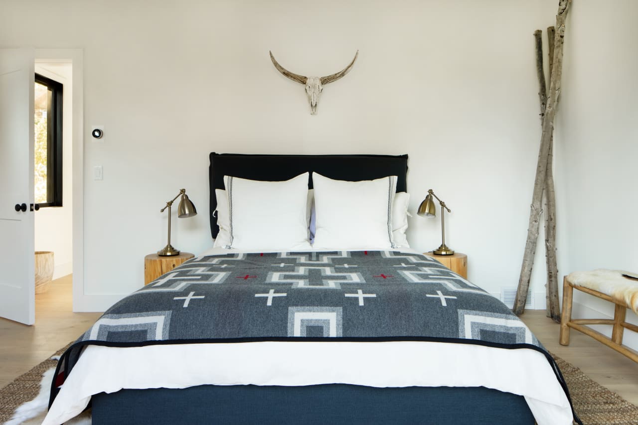 Embracing Southwestern Style in Your Home Decor - Mansion Global