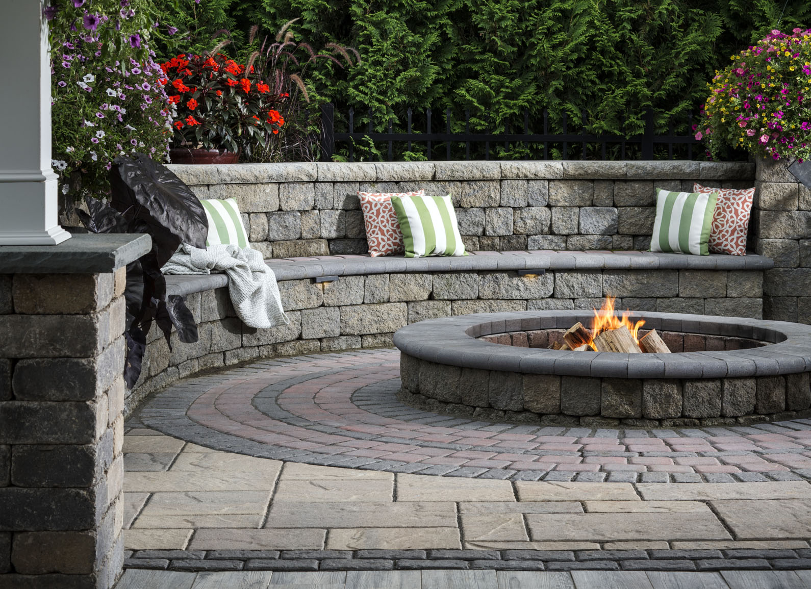 Explore Our 5 Tips for Designing a Patio Around a Fire Pit | Belgard