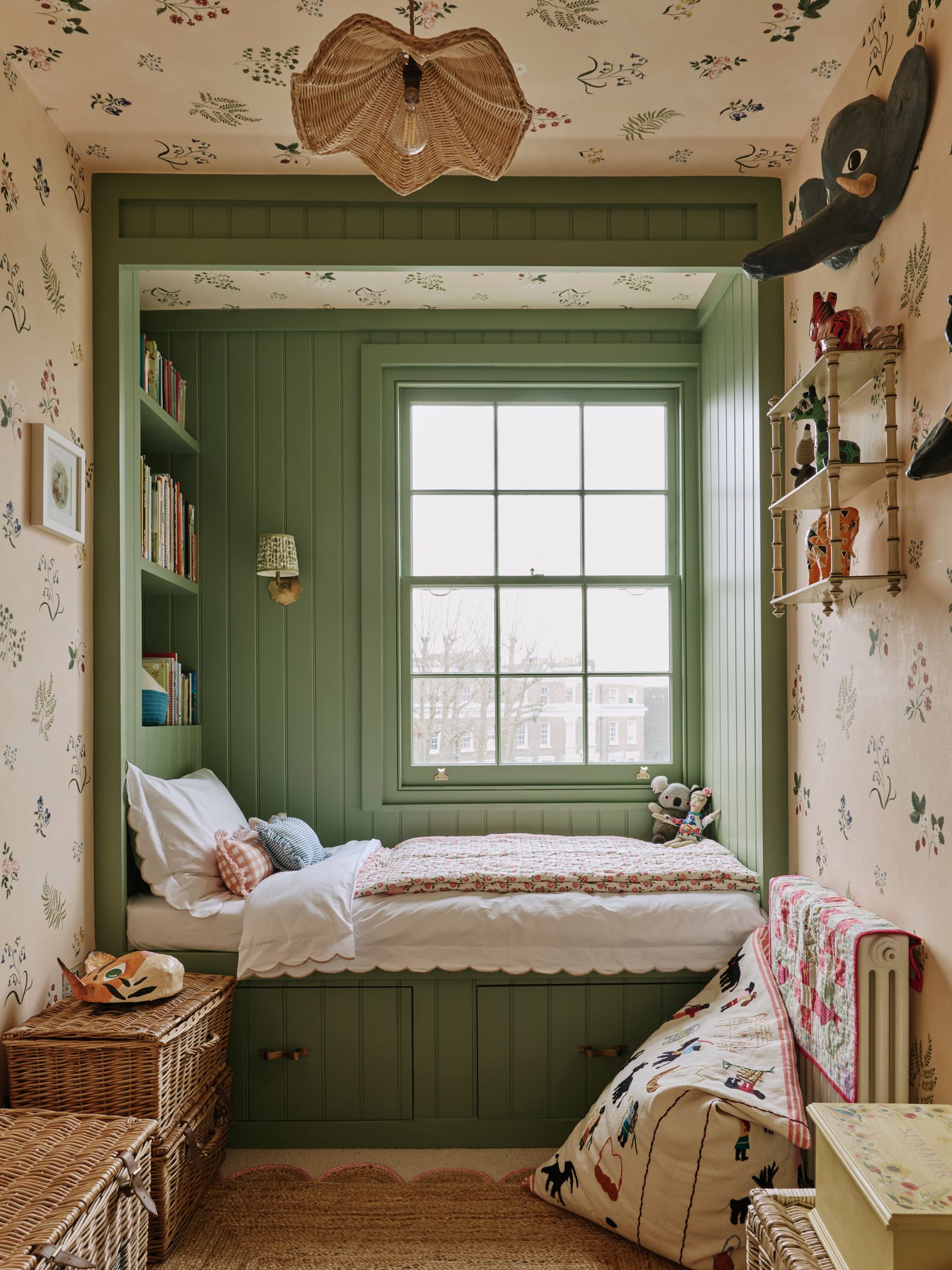 Five clever layout tricks to make small bedrooms feel bigger | House & Garden