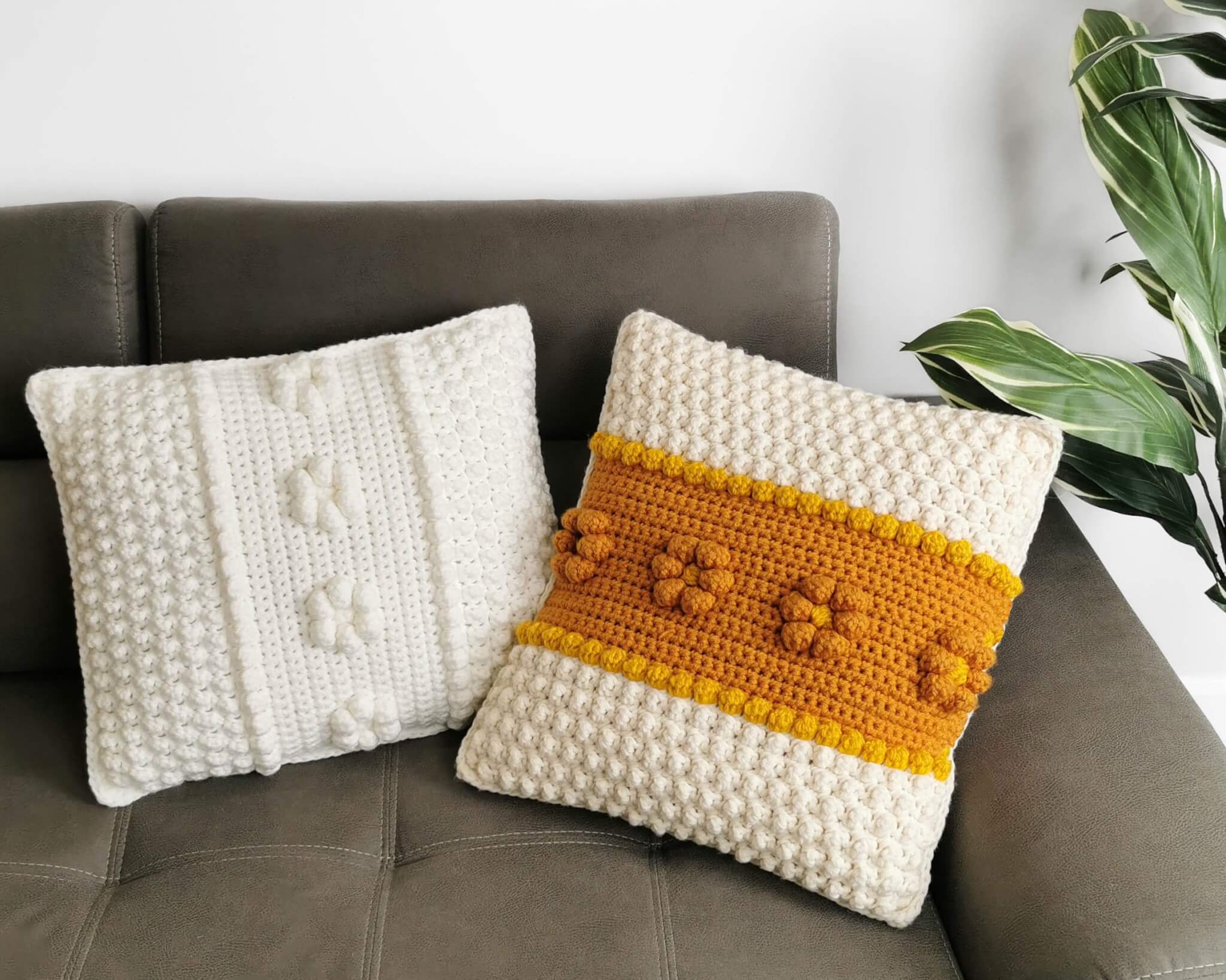 FLORA Pillow - Crochet pattern - The Easy Design