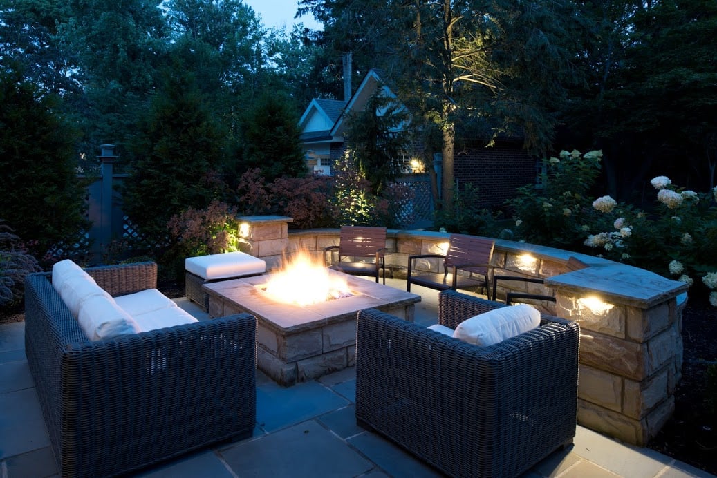 Outdoor Fire Pit Ideas For Your Backyard Space