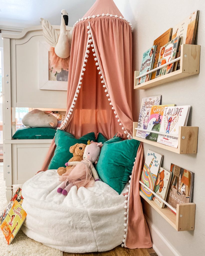 Simple Reading Nook for Kids - Cotton Stem
