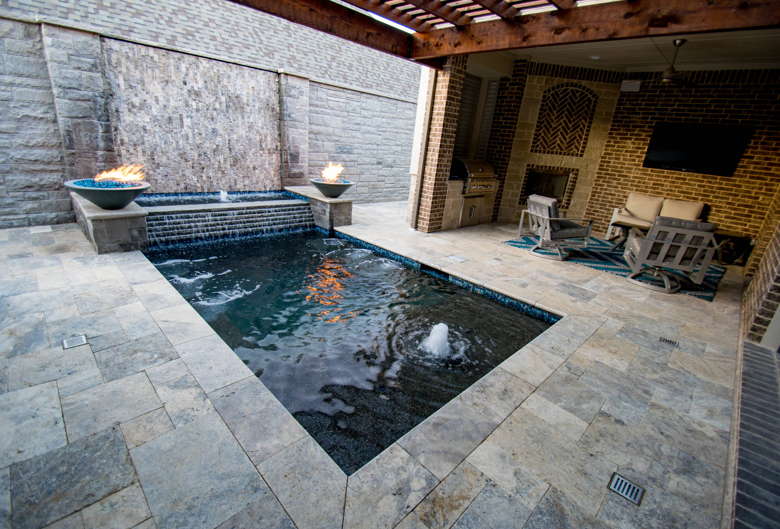 Spool Pool - Photos & Ideas | Houzz