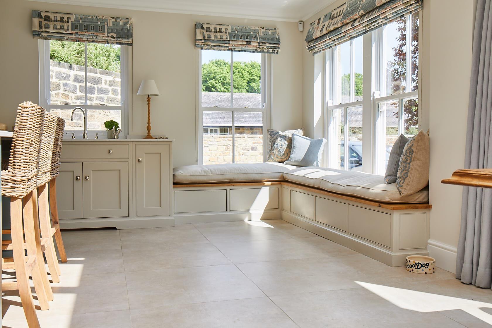 This Kitchen Window Seat : r/CozyPlaces