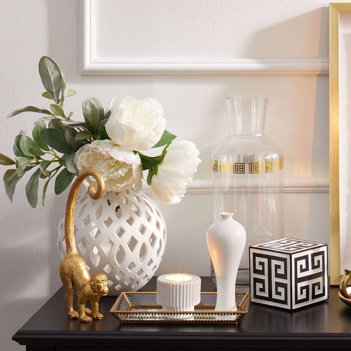 White Ceramic Vase, 6.5'