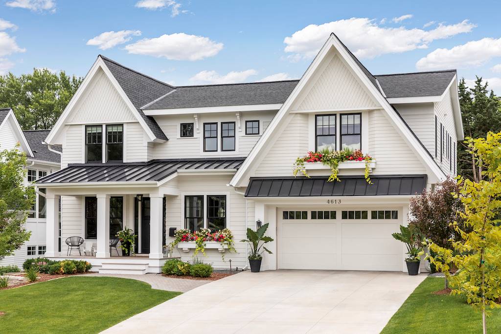 White House with Black Accents – A New 2023 Design Trend – The House Designers