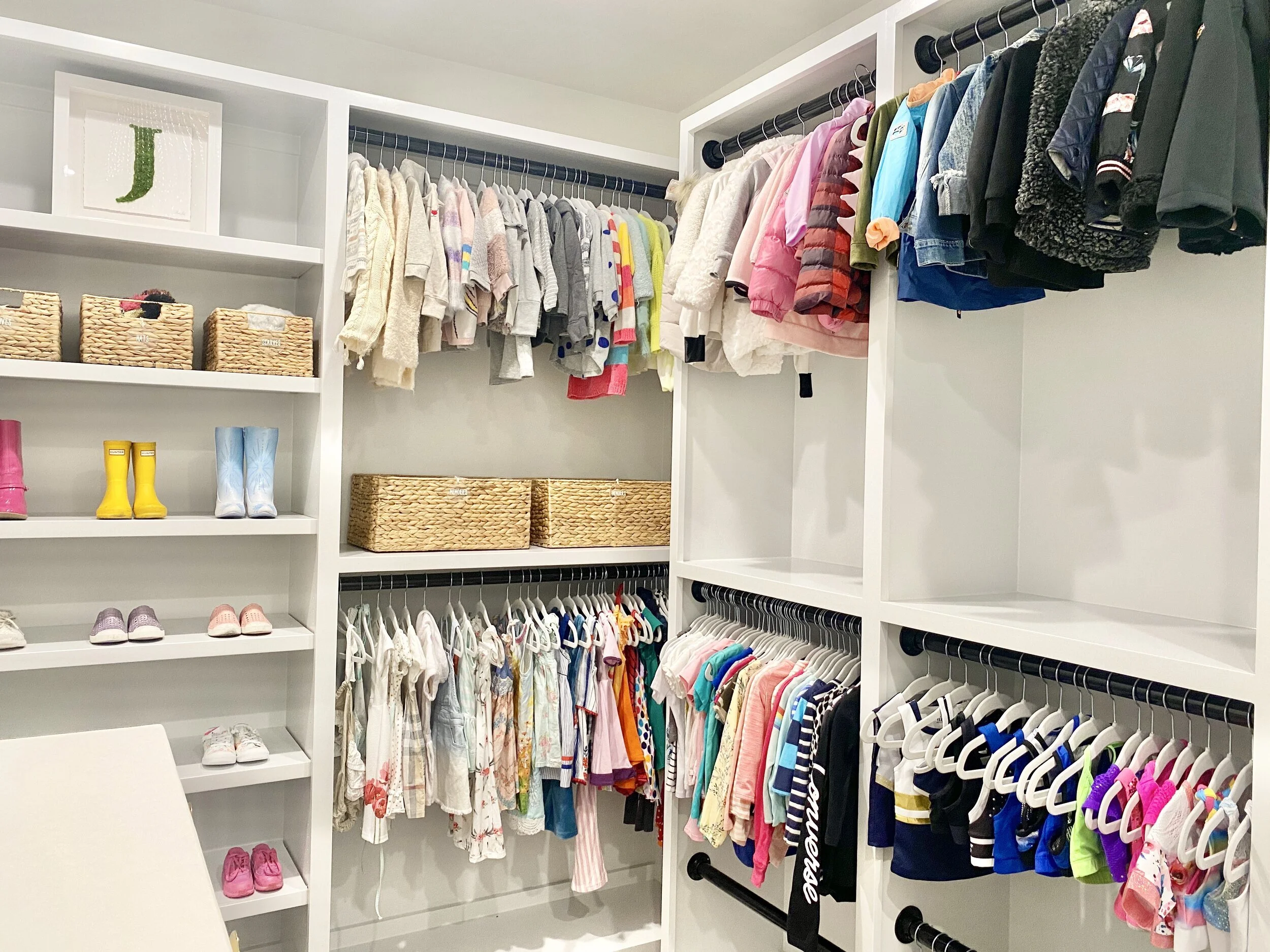 10 Organized Kids Closet That Will Blow Your Mind