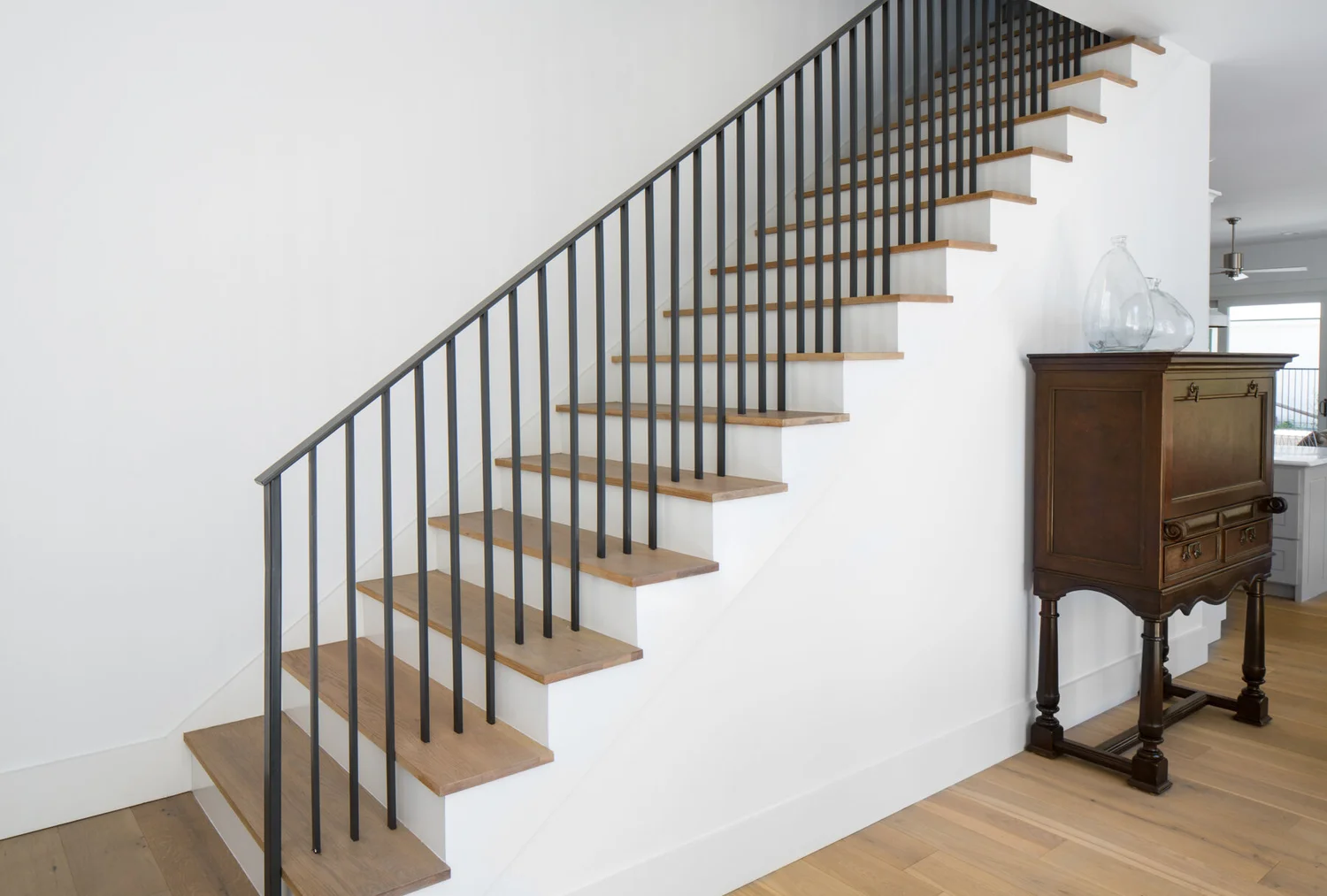 10 Types of Staircases & Terms to Know | DK Studio, Texas