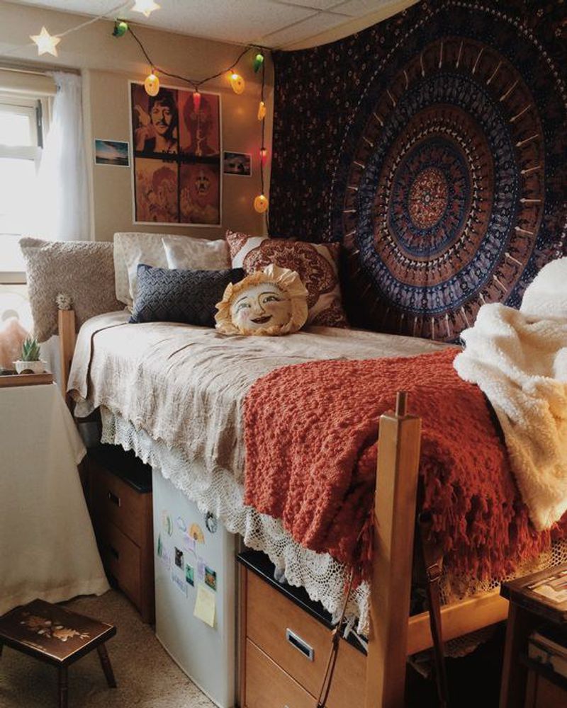 10 Ways to Make Your Dorm Room More Cozy | The Odyssey Online