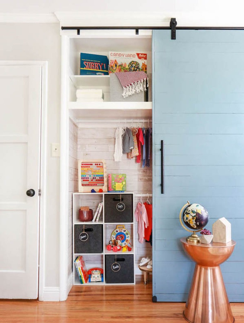 12 Traditional Closet Door Alternatives To Redesign Your Storage
