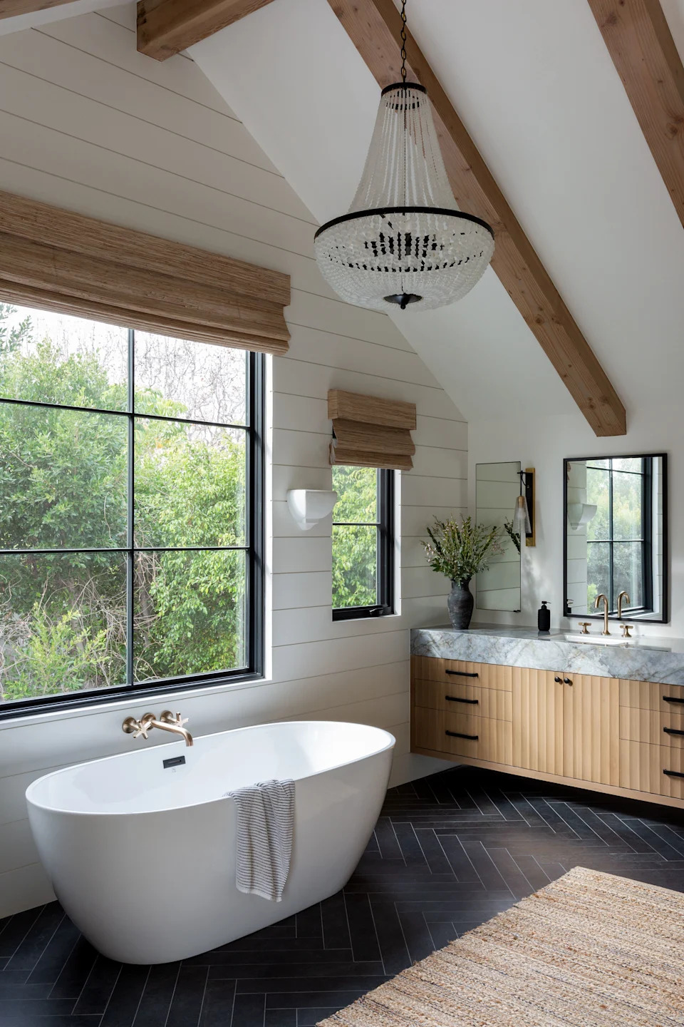 13 Farmhouse Bathroom Ideas That Will Inspire You to Embrace Rustic Charm - Yahoo Style Canada