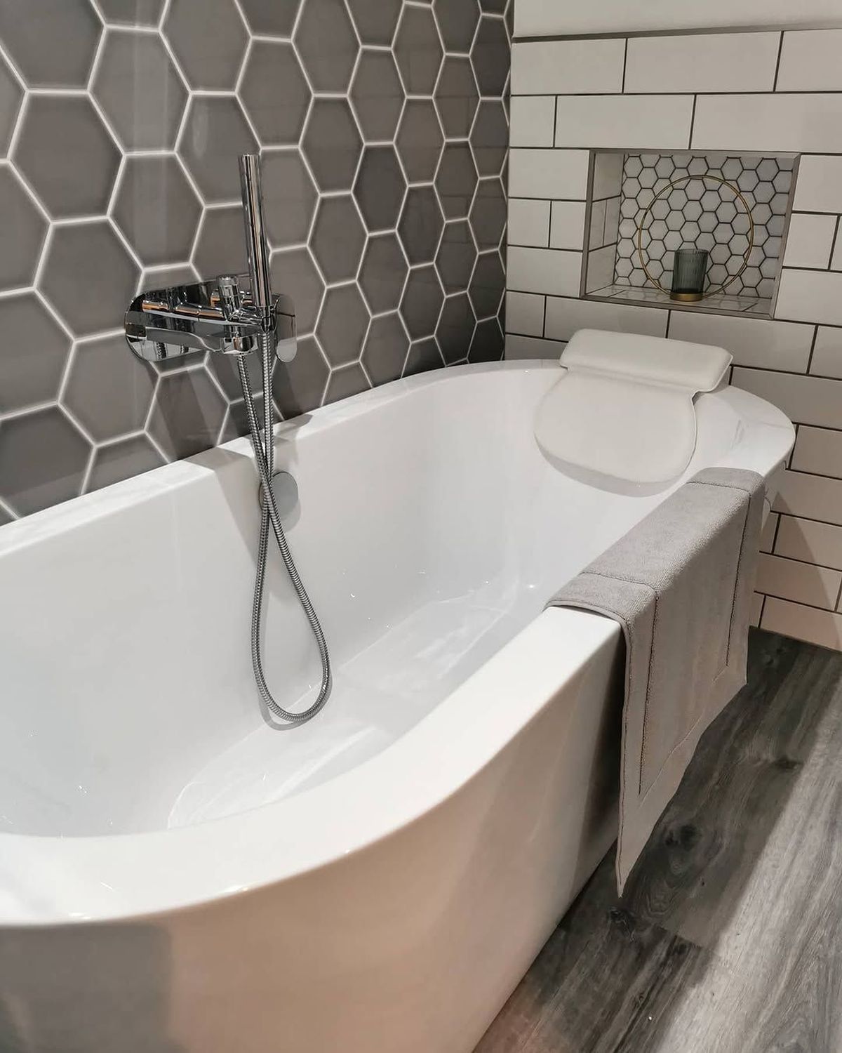 15 Hex Tile Ideas for 2026 That Replace Traditional Rectangular Tile With Geometric Contrast