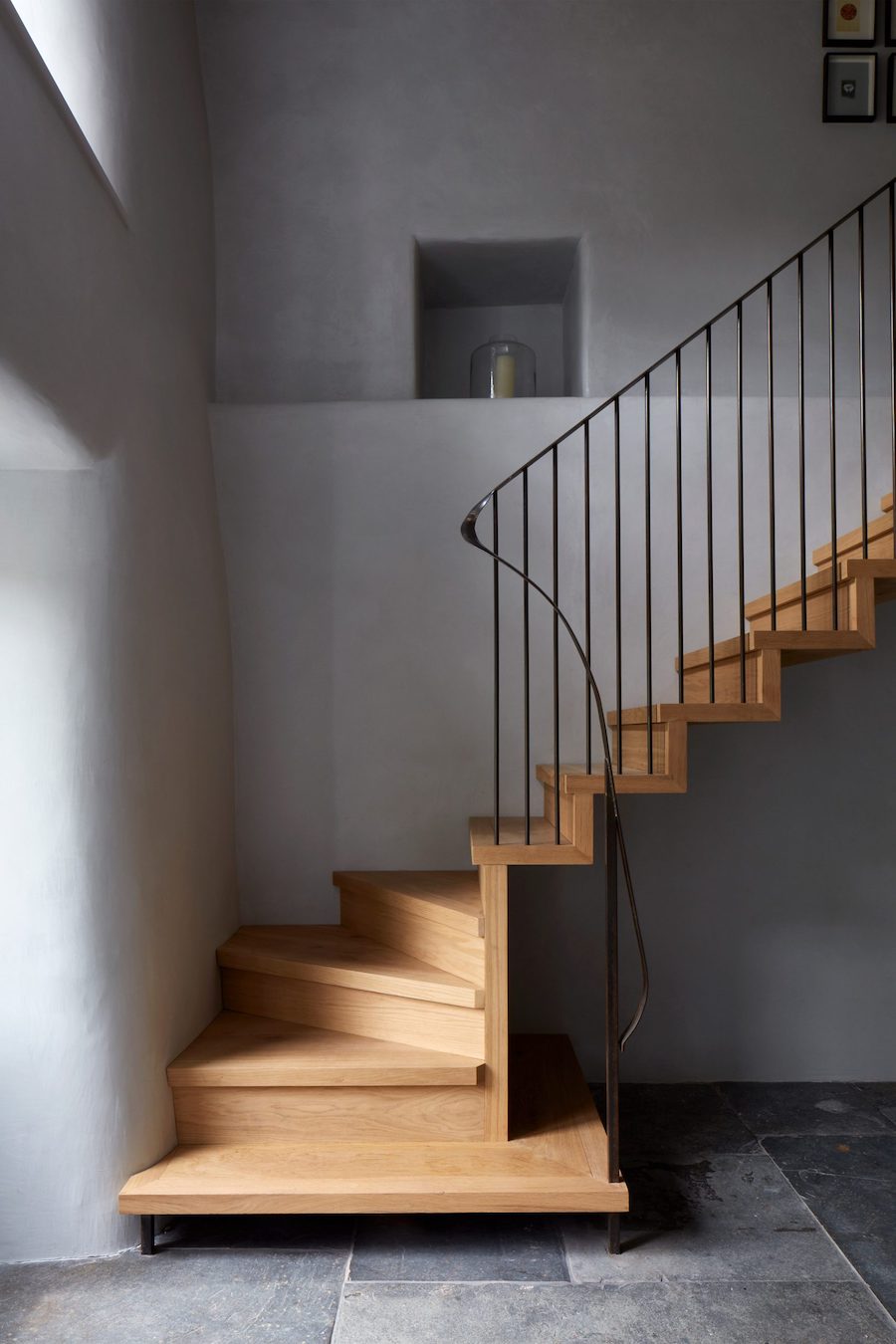 20 Modern Staircase Ideas by UK Architects: Inspirational Designs for Your Home