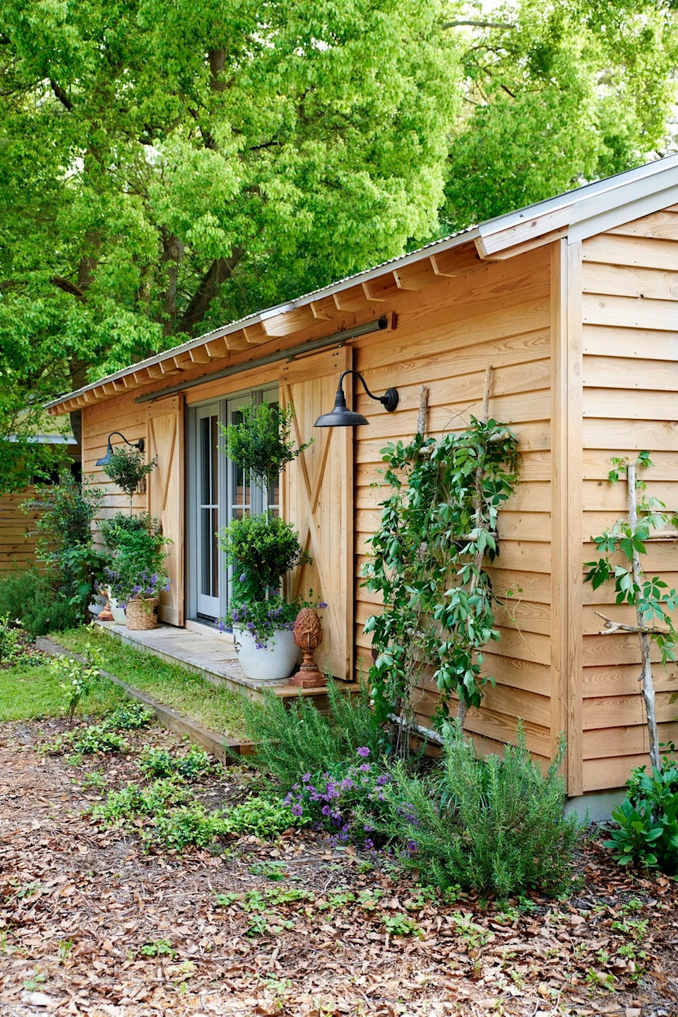 20 She Shed Ideas to Inspire a Relaxing Hideaway