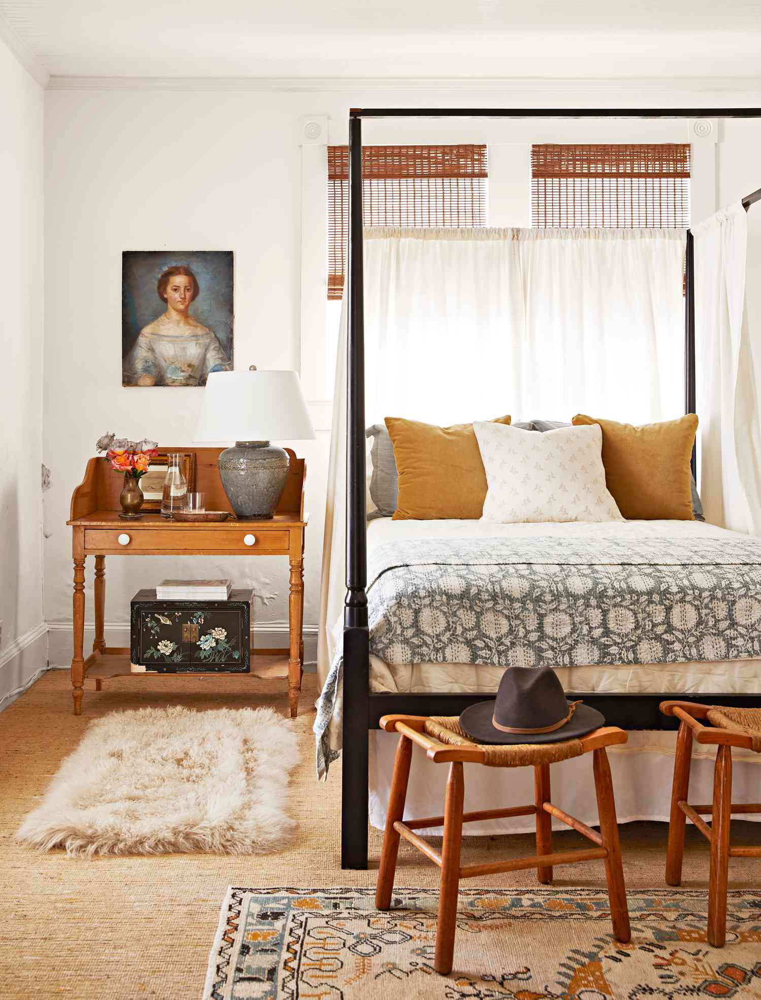20 Small Bedroom Ideas That Make Your Space Feel So Much Bigger, According To Designers