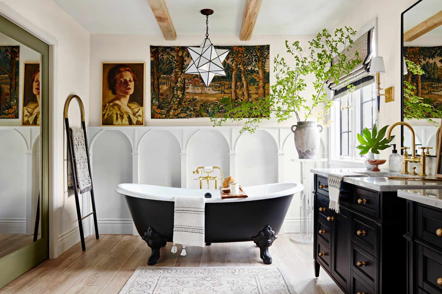 2026 Bathroom Color Trends—from Paint to Tile to Fixtures