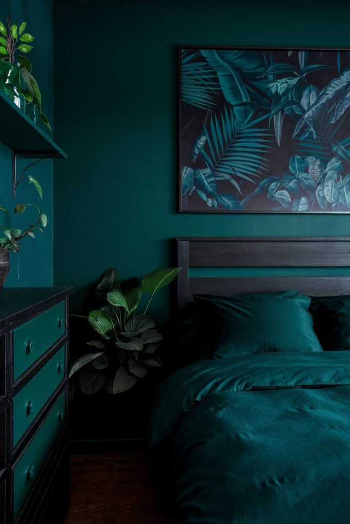 25 Moody Bedroom Ideas To Create a Dark, Luxe Retreat