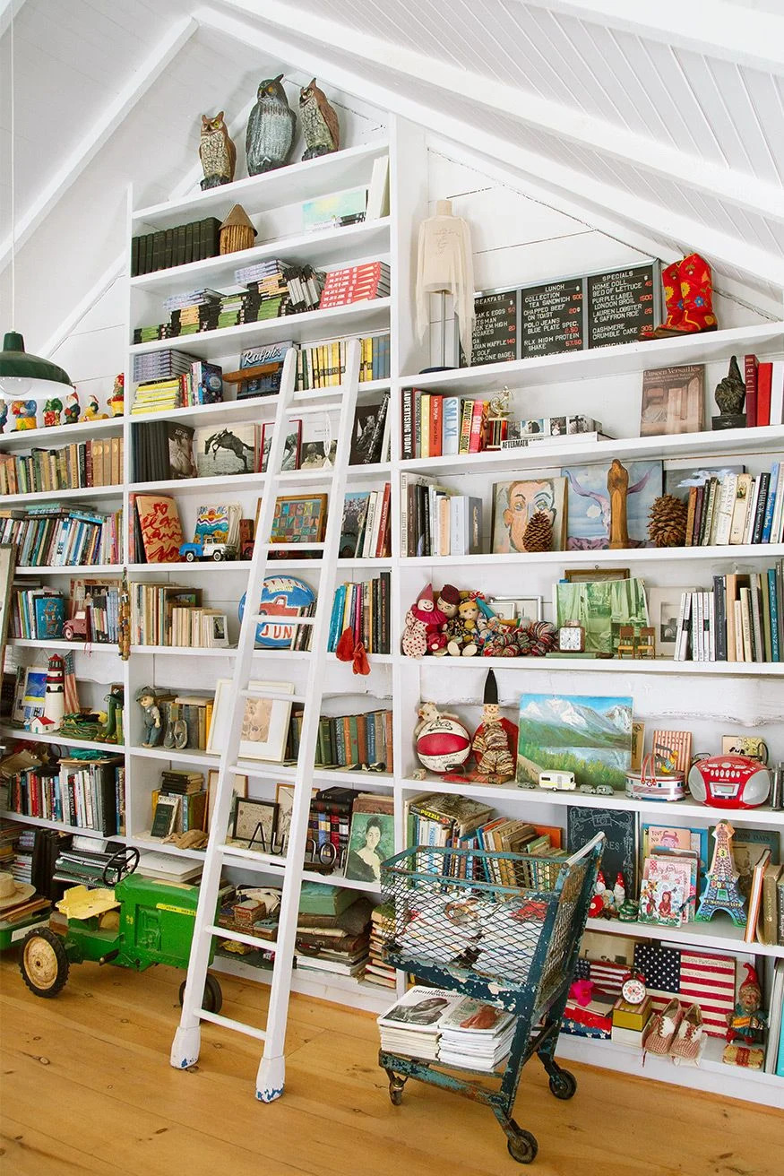 26 Best Bookshelf Ideas to Style Your Collections