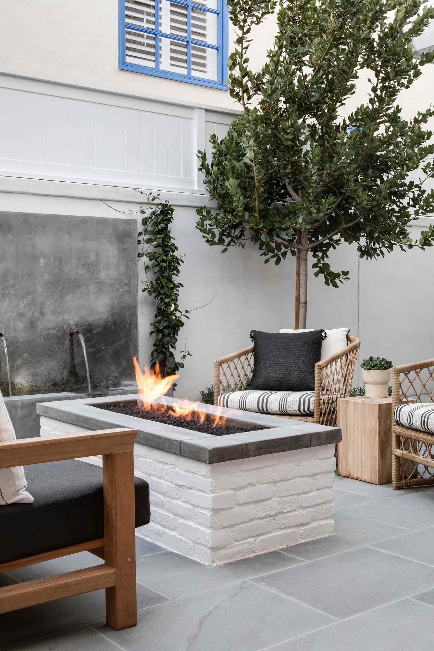 31 Apartment Patio Ideas That Maximize Outdoor Space