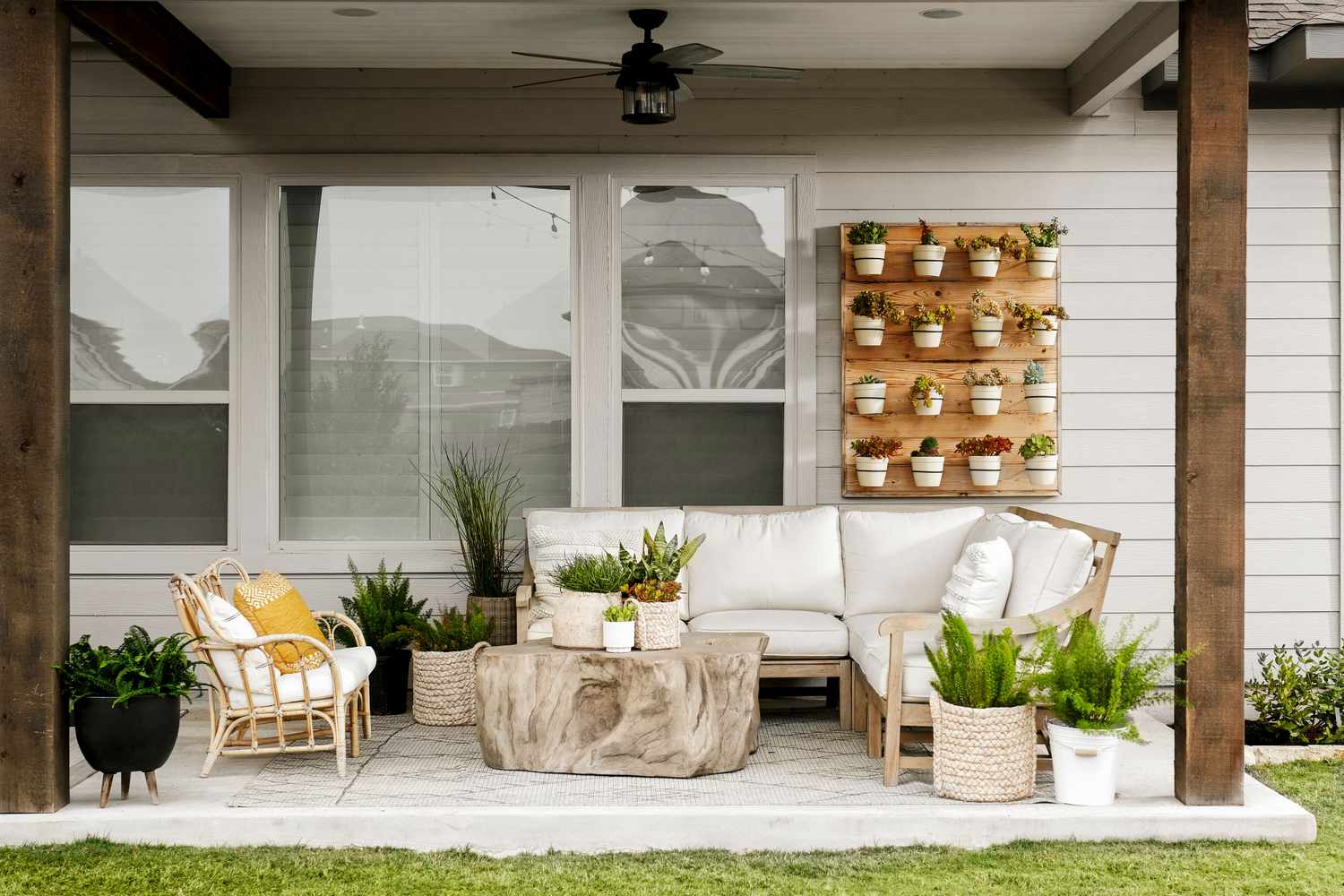 31 Apartment Patio Ideas That Maximize Outdoor Space