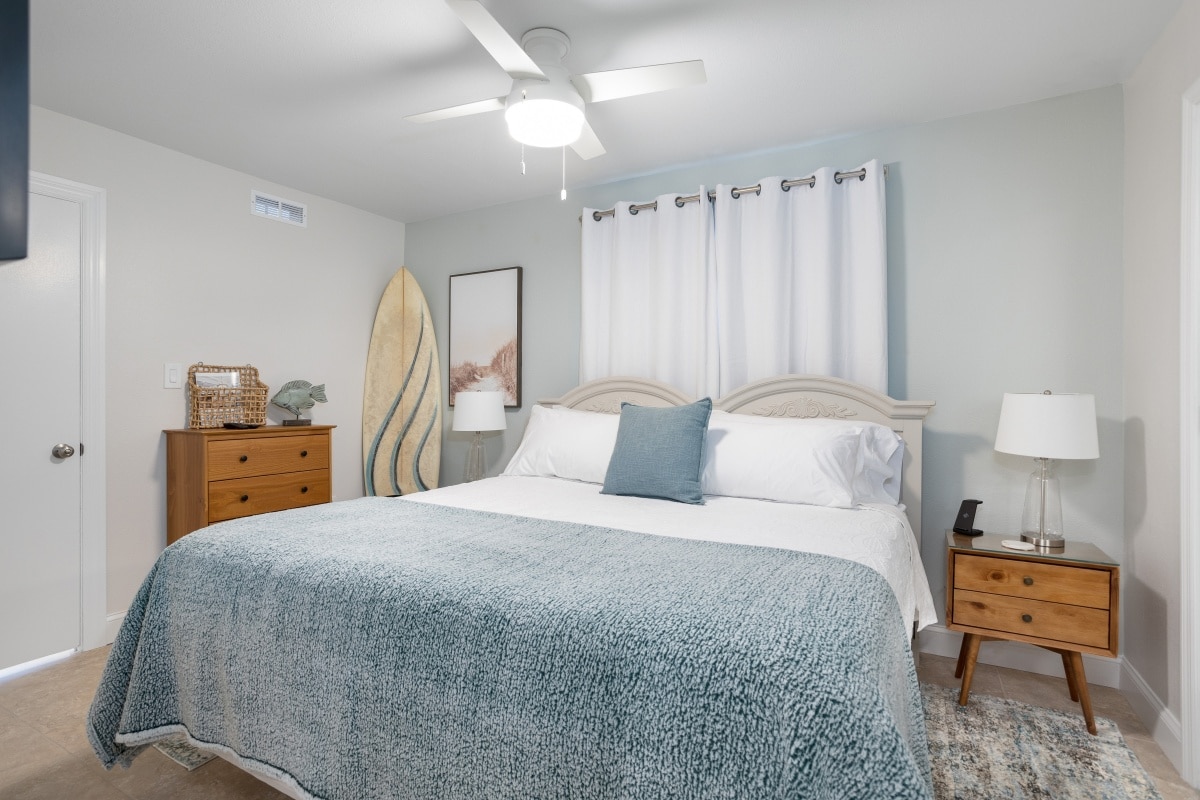 35+ Beach themed bedroom ideas