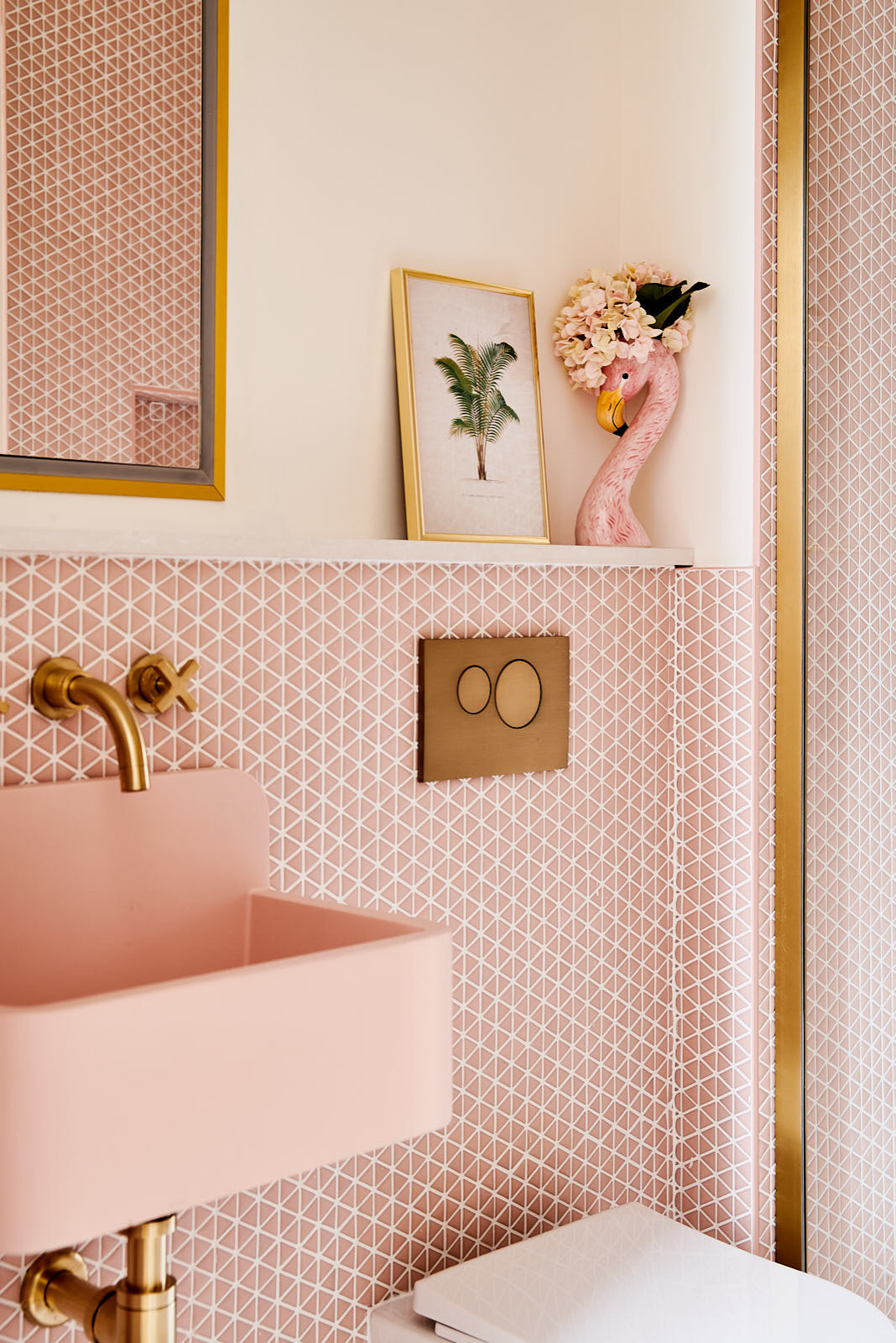 75 Beautiful Bathroom with Pink Tile Ideas & Designs - May 2026 | Houzz AU
